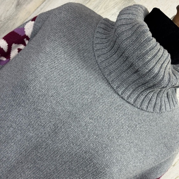 CAbi Eden Pullover Turtleneck Sweater - Picture 5 of 13